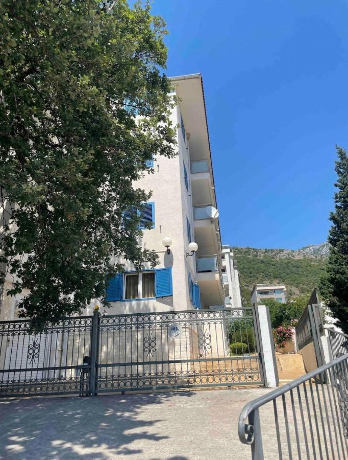 Irish Becici Budva