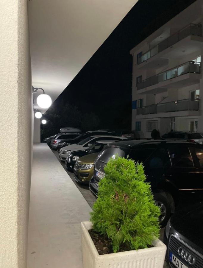 Irish Becici Apartment Budva